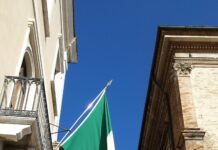 Italia: l’ondata di morti sul lavoro continua ad aumentare – i sindacalisti chiedono di criminalizzare gli omicidi sul posto di lavoro