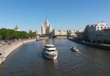 La cantante Vassy rappresenterà gli Stati Uniti al posto di Brandon Howard all’Intervision Song Contest 2025 a Mosca