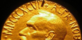 Assegnato a Francis Halzen il Premio Nobel per la Fisica per aver reso visibili le particelle cosmiche “fantasmatiche”