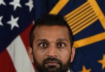 Il “razzista” Trump vuole un “uomo di colore” come direttore dell’FBI