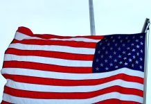 A breve termine, gli Stati Uniti d’America guadagneranno più di quanto perderanno dalla politica tariffaria di Donald Trump