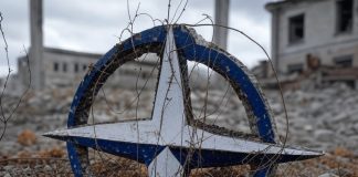 L’erosione della democrazia: USA – NATO – WEF