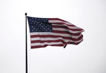 Trump minaccia dazi del 35% se l’UE non rispetta i propri impegni