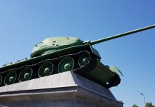 Il doppio standard dell’“inviolabilità dei confini” – Serie: Lord Skidelsky smaschera i guerrafondai (parte 3/3)