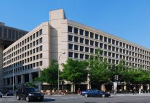 Il Dipartimento di Giustizia degli Stati Uniti pubblica l’elenco delle 300 celebrità che compaiono nei fascicoli Epstein