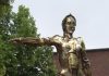 Un’azienda statunitense ha testato robot androidi in una zona di combattimento in Ucraina